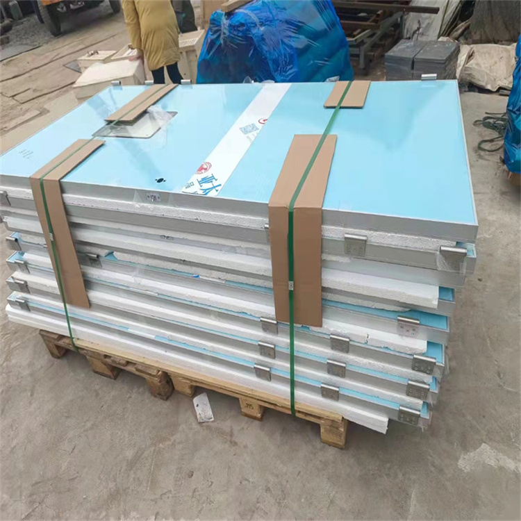 深圳工业防护先锋：定制化铅门解决方案全解析